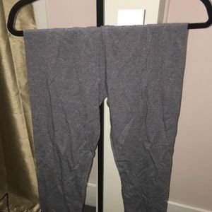 SO Mid Rise Gray Leggings